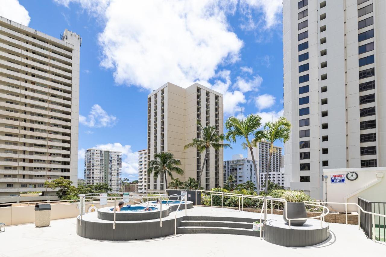 Cozy Waikiki Getaway, Stroll To Beach With Free Parking Honolulu Exterior foto